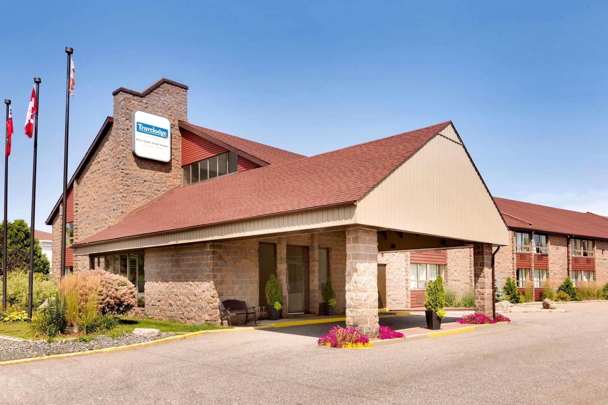 Travelodge By Wyndham North Bay Lakeshore Экстерьер фото